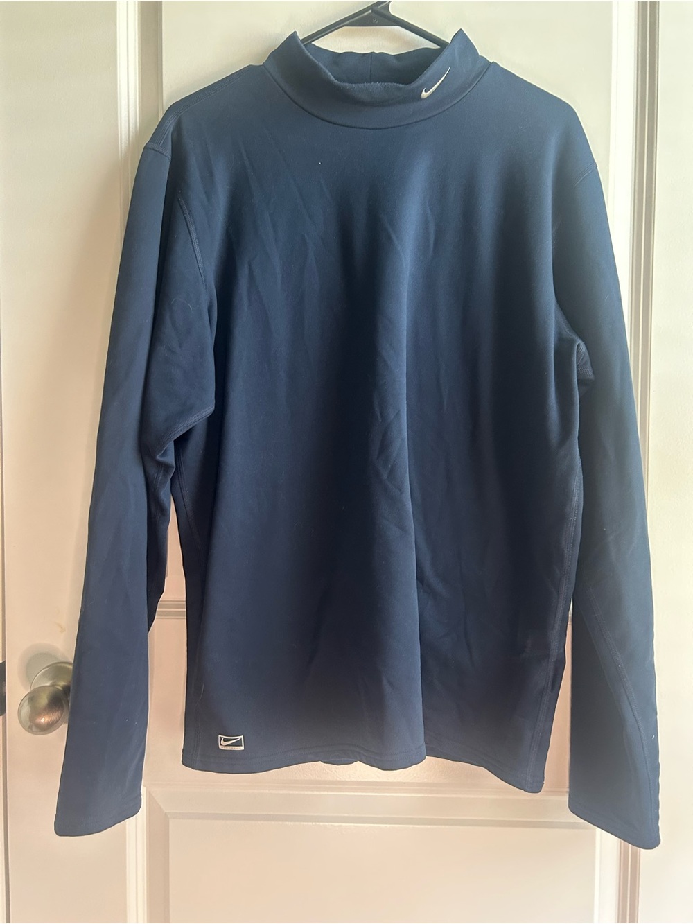 Nike Men's Dark Blue Long-Sleeve Mock Neck Performance Top